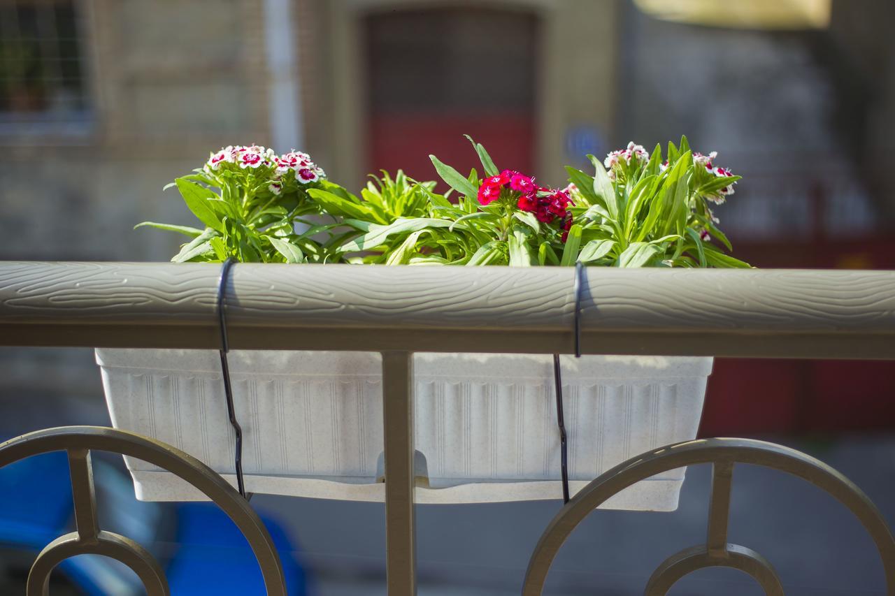 Stay Boutique Hotel Tbilisi Bagian luar foto