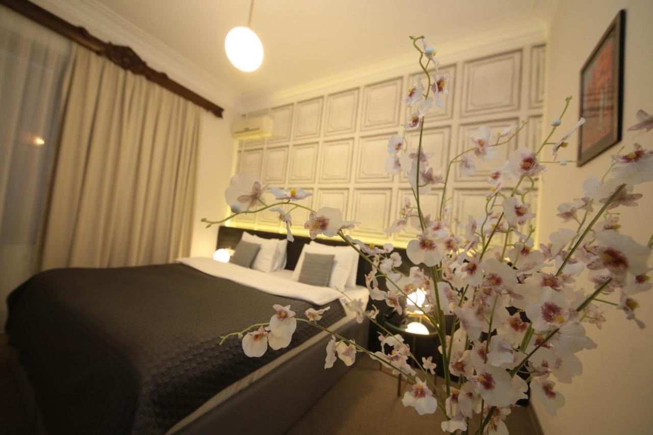 Stay Boutique Hotel Tbilisi Bagian luar foto