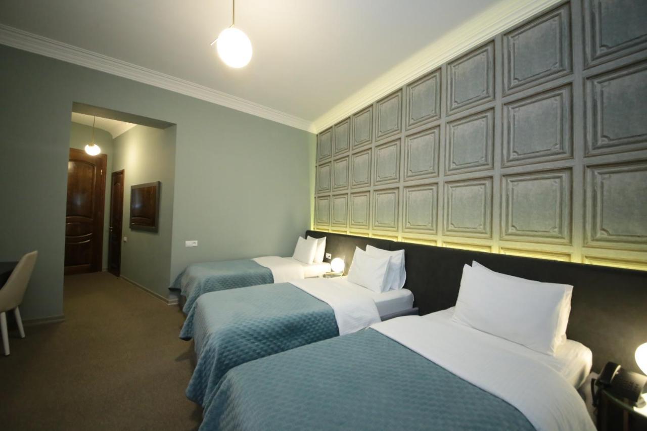 Stay Boutique Hotel Tbilisi Bagian luar foto