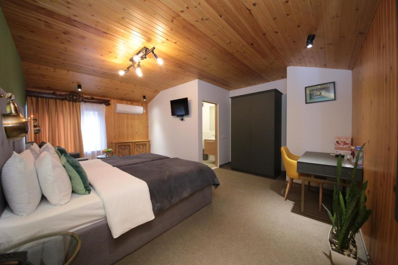 Stay Boutique Hotel Tbilisi Bagian luar foto